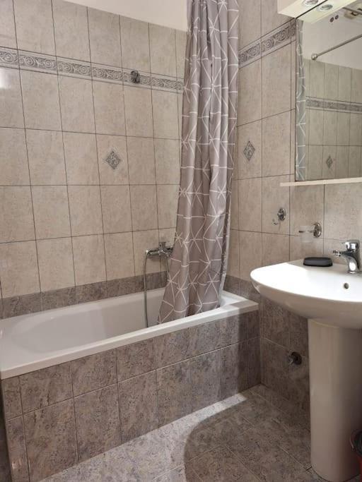 Family House Apartment Corfu  Bagian luar foto
